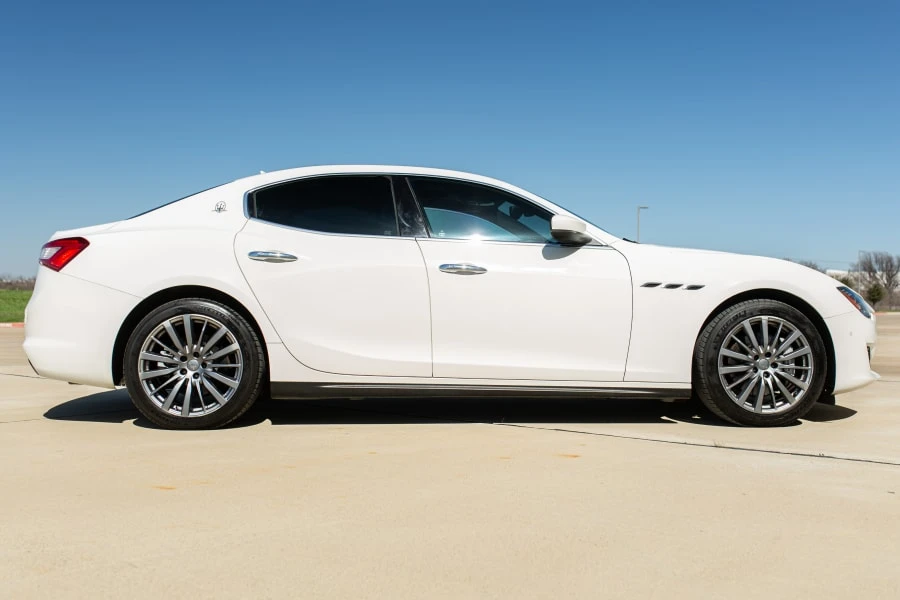 2020 Maserati Ghibli 3rd Gen - Image 9 of 22