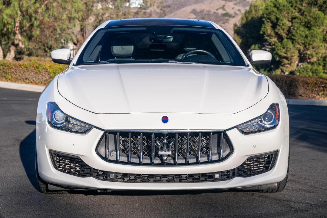 2020 Maserati Ghibli 3rd Gen - Image 2 of 31