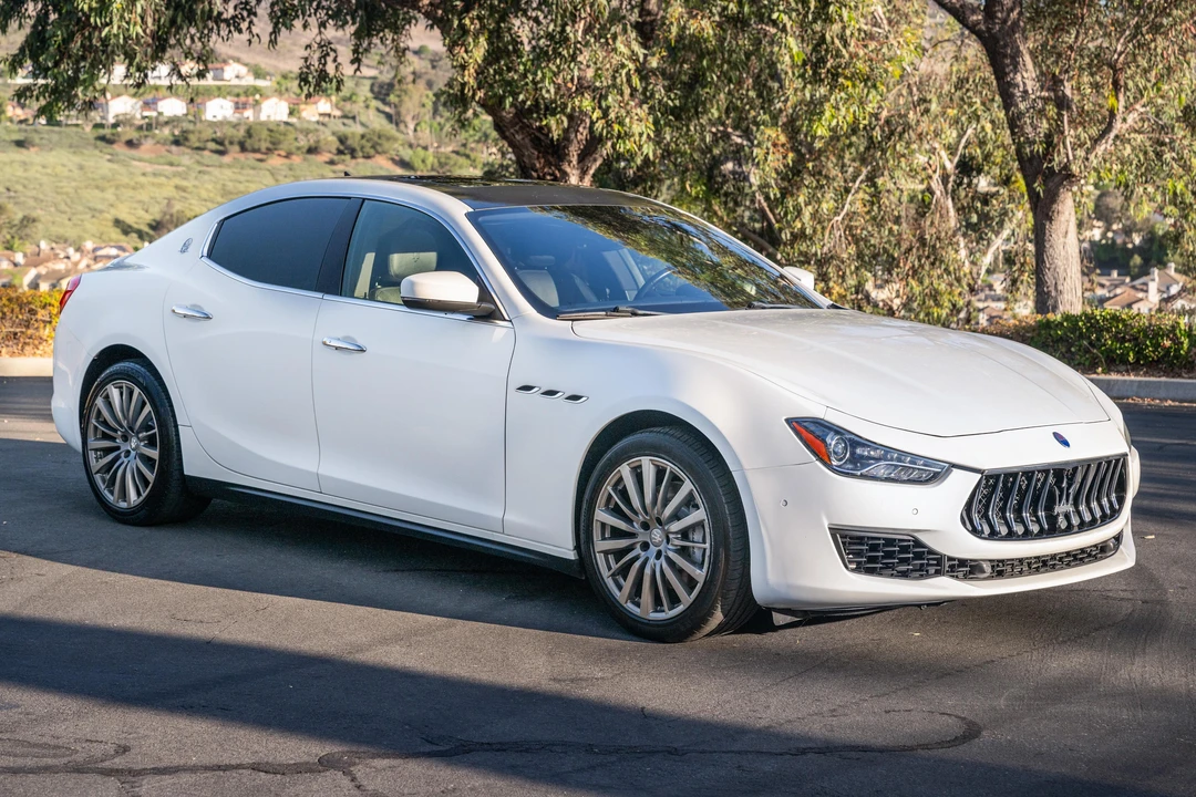 2020 Maserati Ghibli 3rd Gen - Image 9 of 31