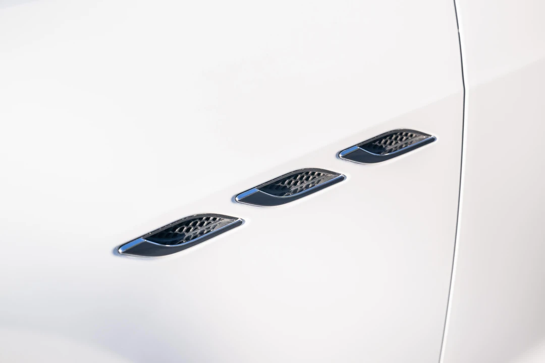 2020 Maserati Ghibli 3rd Gen - Image 19 of 31