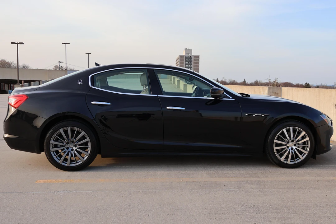 2020 Maserati Ghibli 3rd Gen - Image 3 of 5