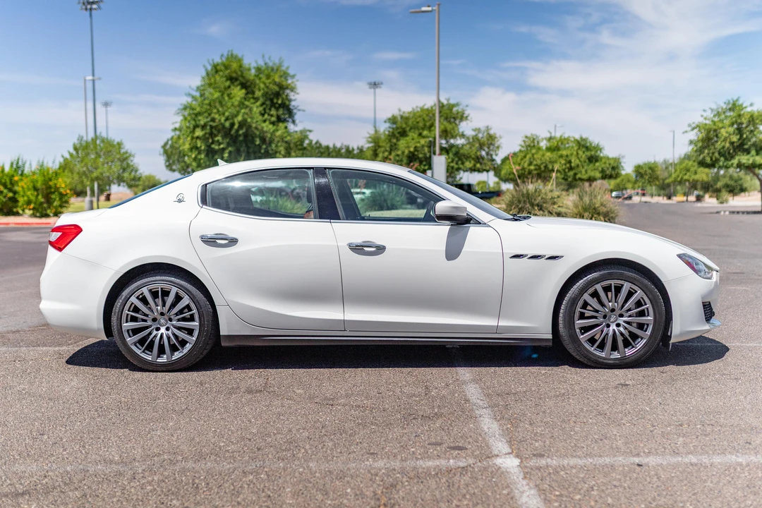 2020 Maserati Ghibli 3rd Gen - Image 10 of 31