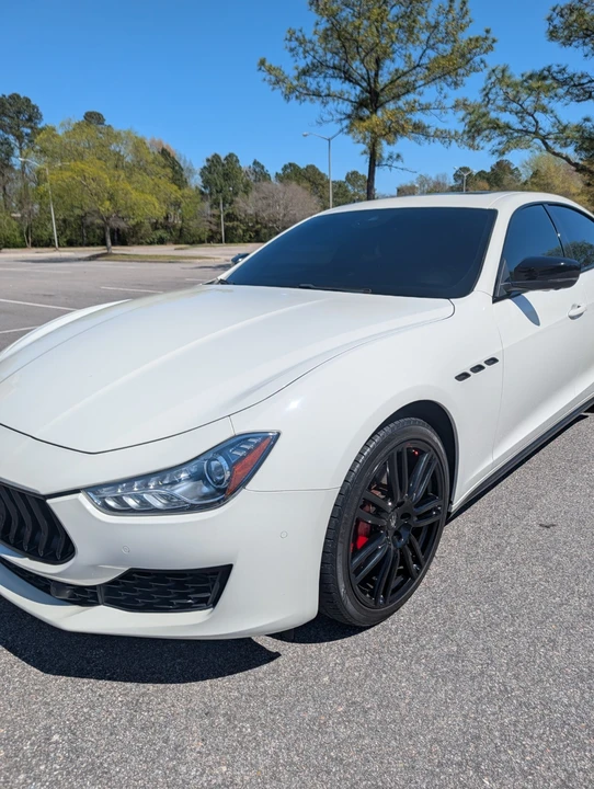 2020 Maserati Ghibli 3rd Gen - Image 2 of 21