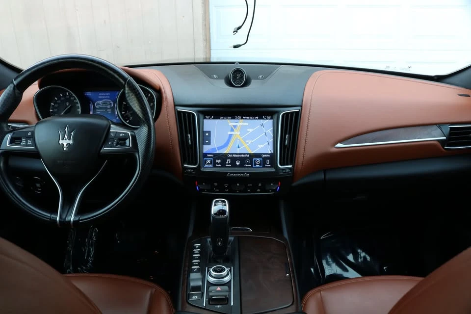 2020 Maserati Levante - Image 16 of 20