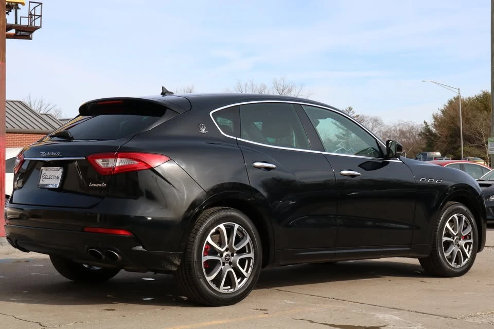 2020 Maserati Levante - Image 6 of 20