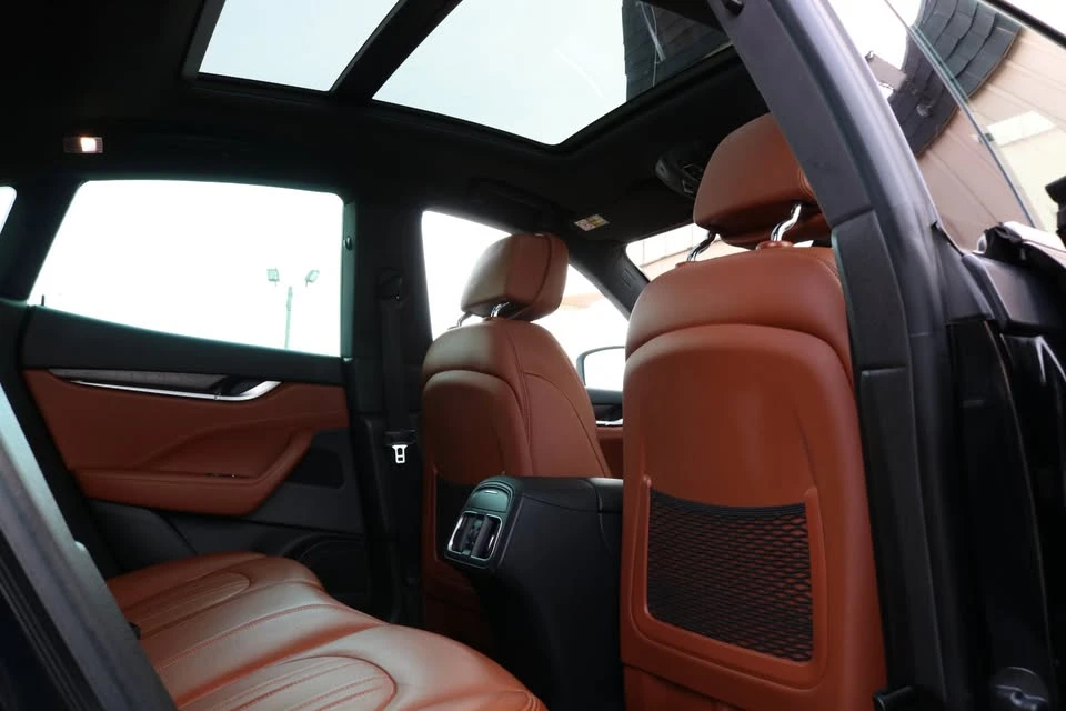 2020 Maserati Levante - Image 17 of 20
