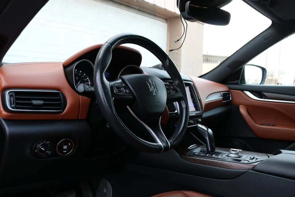 2020 Maserati Levante - Image 10 of 20