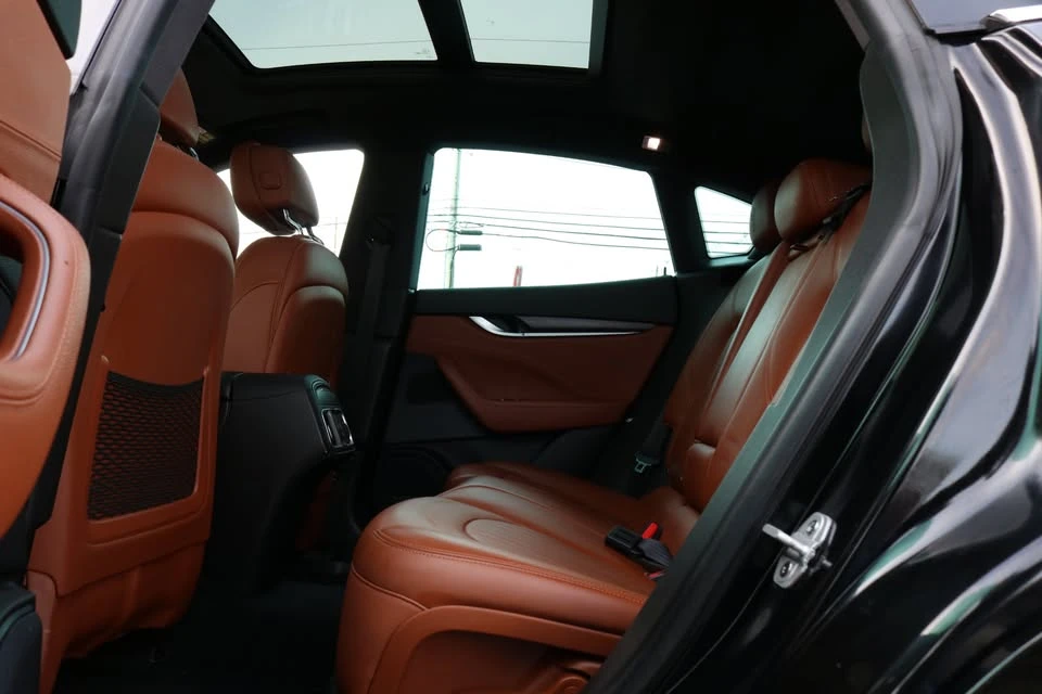 2020 Maserati Levante - Image 15 of 20