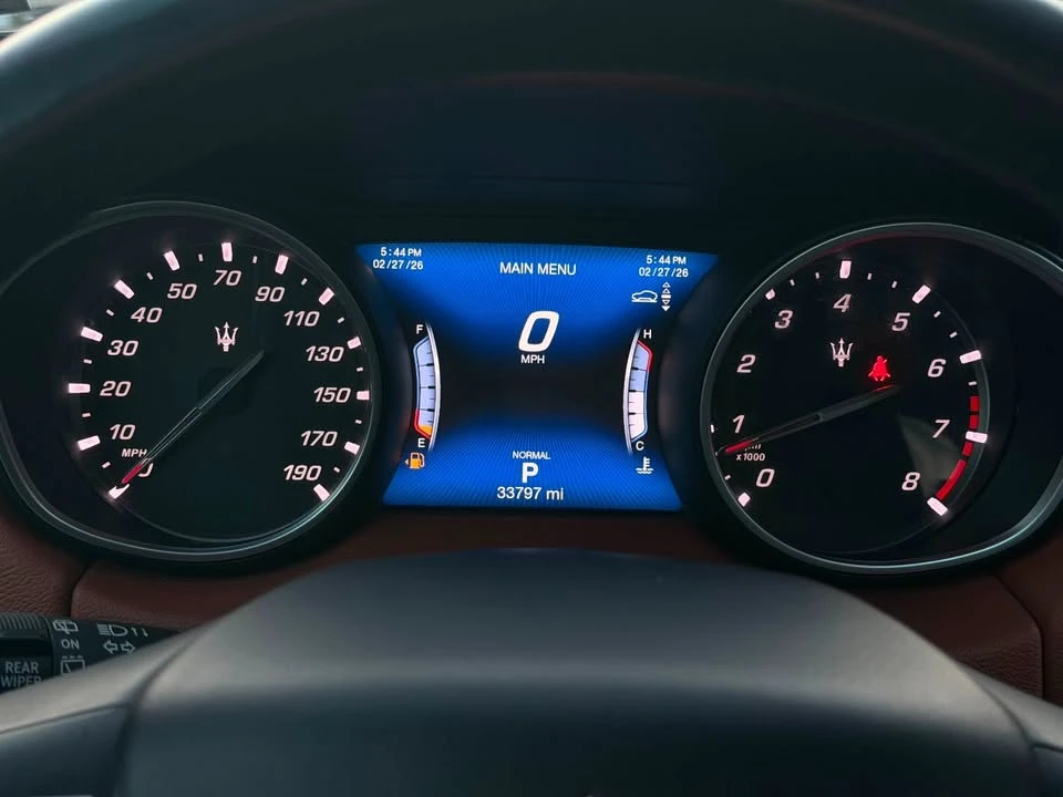 2020 Maserati Levante - Image 11 of 16