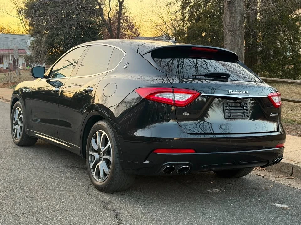 2020 Maserati Levante - Image 5 of 16