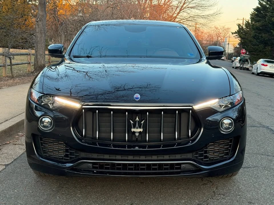 2020 Maserati Levante - Image 2 of 16
