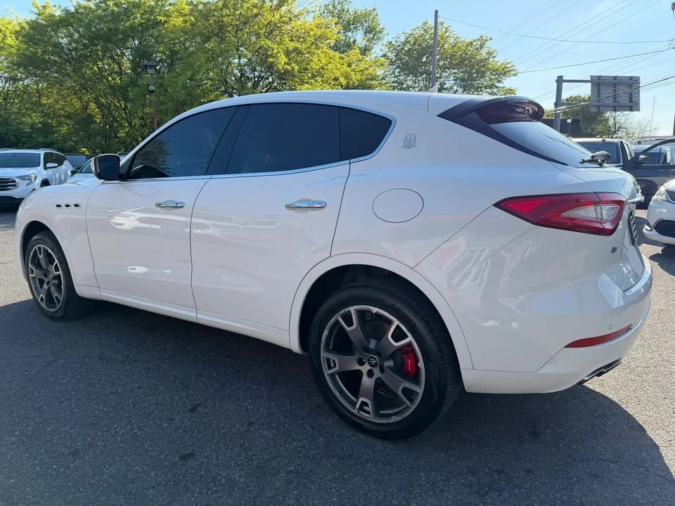 2020 Maserati Levante - Image 8 of 20