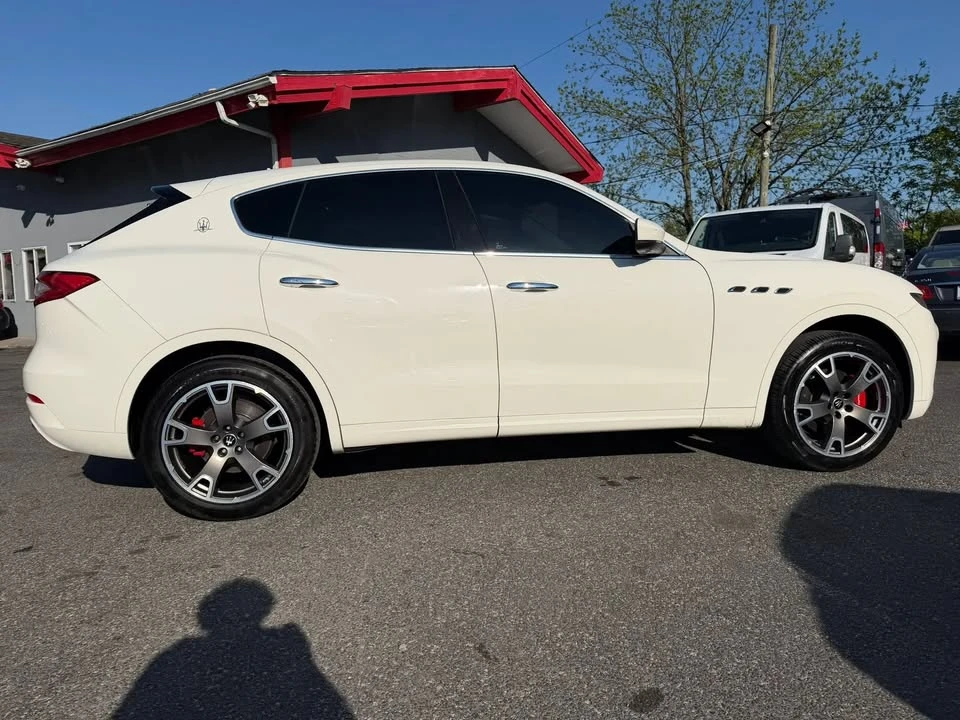 2020 Maserati Levante - Image 4 of 20