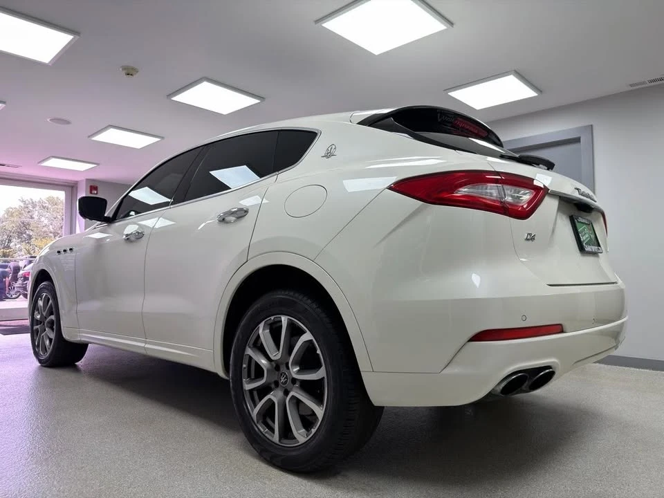 2020 Maserati Levante - Image 5 of 20