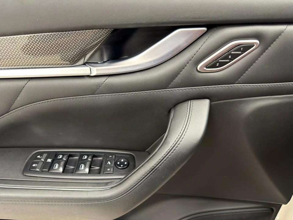 2020 Maserati Levante - Image 15 of 20