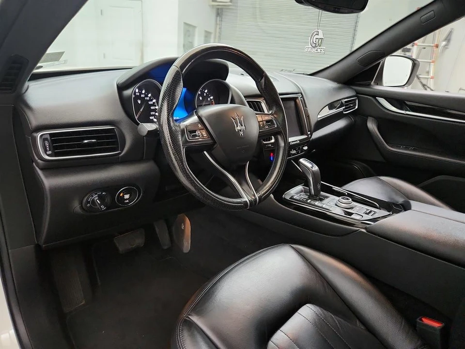 2020 Maserati Levante - Image 13 of 31