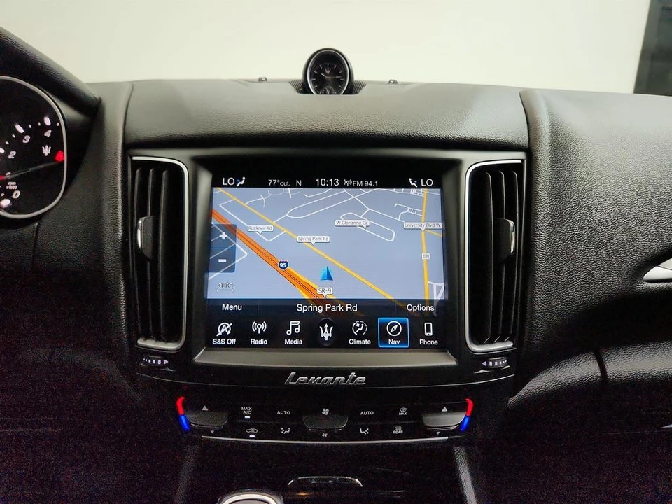 2020 Maserati Levante - Image 22 of 31