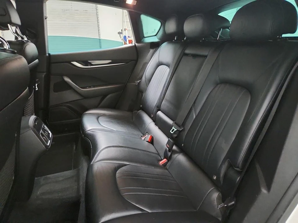 2020 Maserati Levante - Image 25 of 31