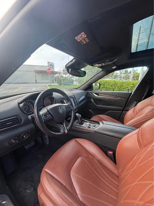 2020 Maserati Levante - Image 9 of 12