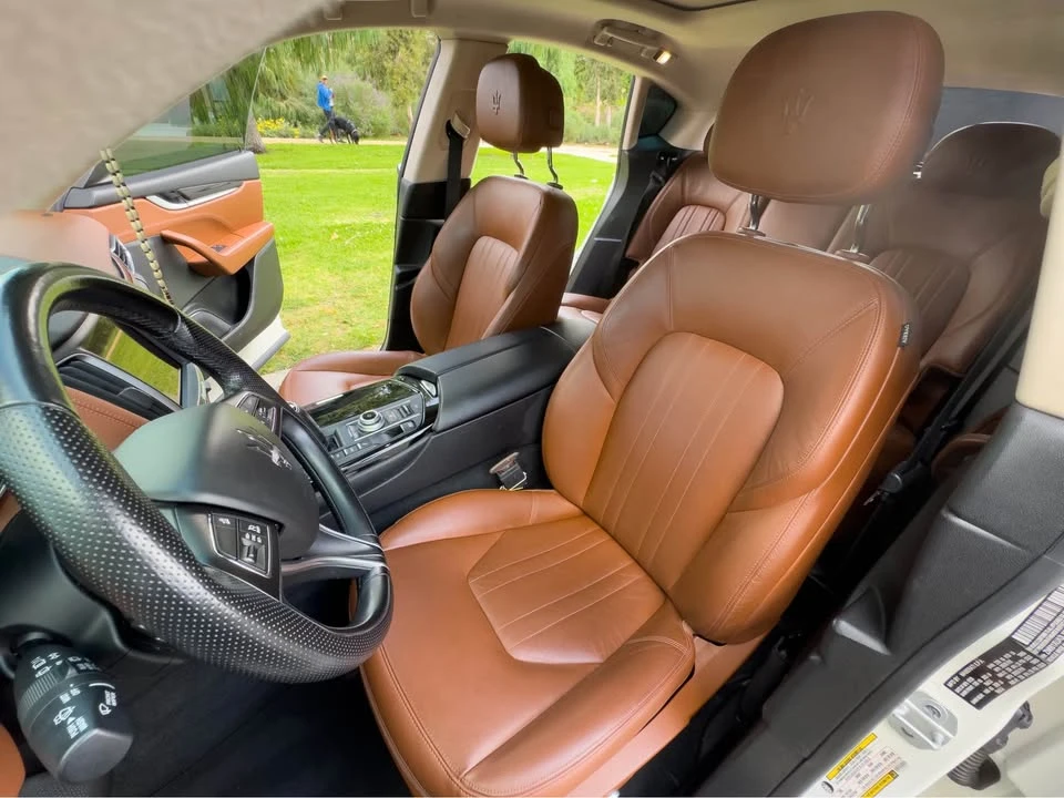 2020 Maserati Levante - Image 16 of 19