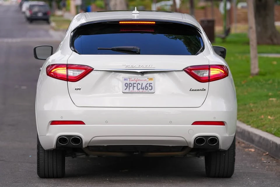 2020 Maserati Levante - Image 6 of 19
