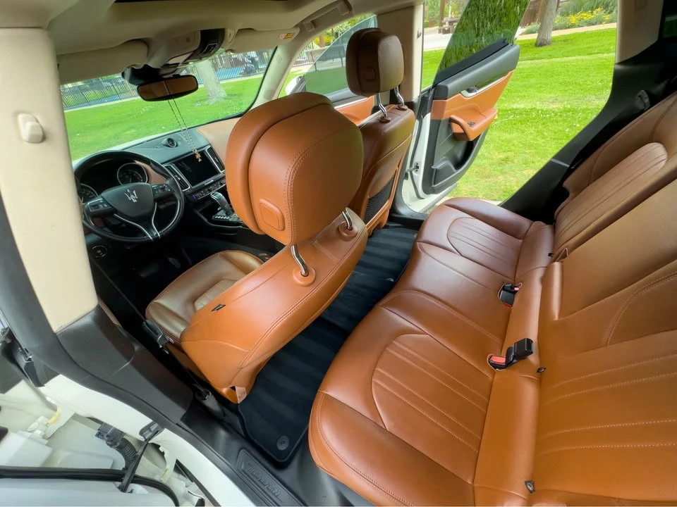 2020 Maserati Levante - Image 15 of 19