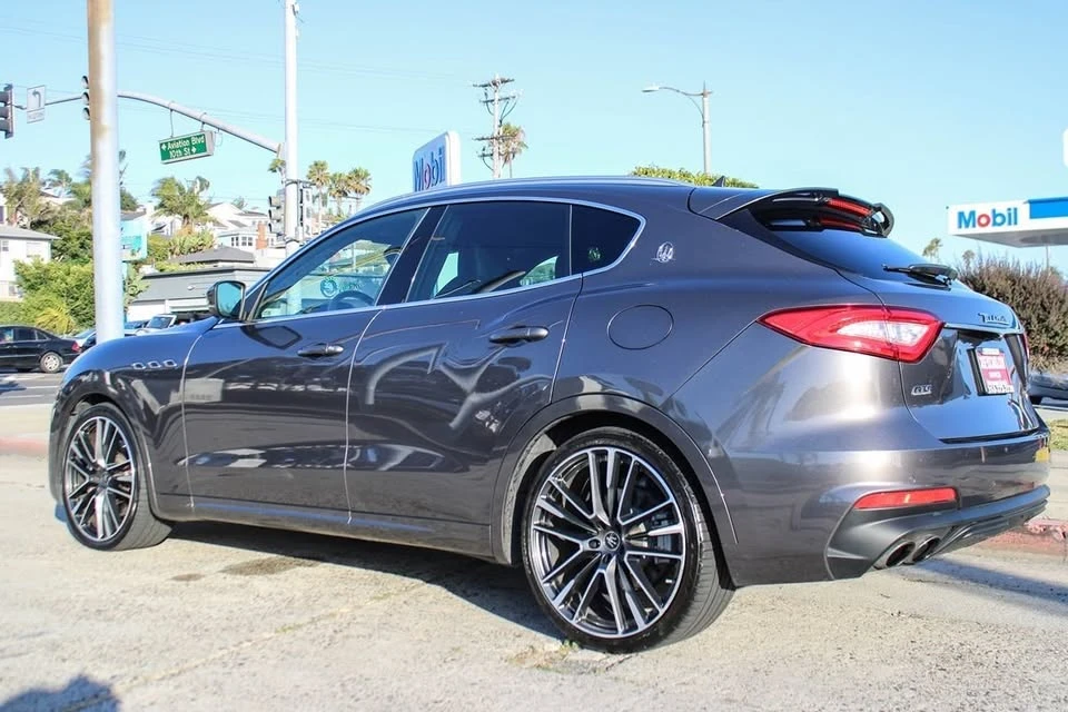 2020 Maserati Levante GTS - Image 3 of 20