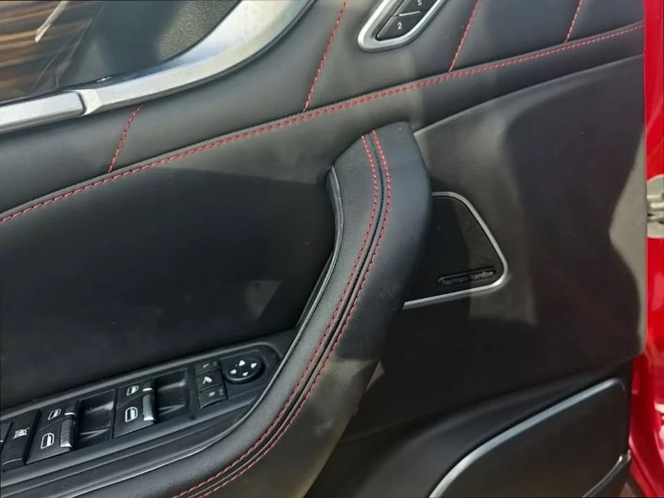 2020 Maserati Levante - Image 11 of 12