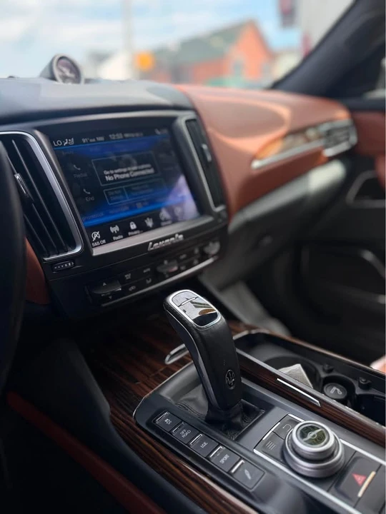 2020 Maserati Levante - Image 7 of 18
