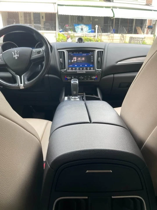 2020 Maserati Levante - Image 11 of 12