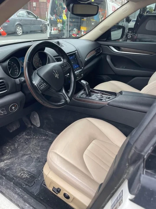 2020 Maserati Levante - Image 8 of 12