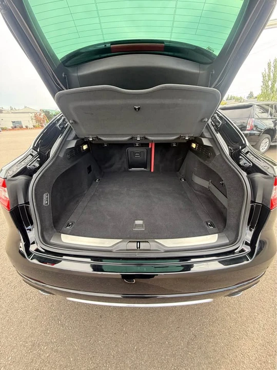 2020 Maserati Levante - Image 12 of 20