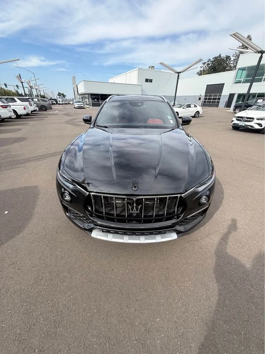 2020 Maserati Levante - Image 2 of 20