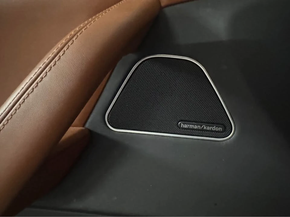 2020 Maserati Levante - Image 16 of 17