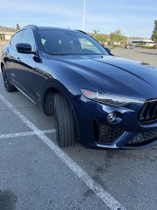 2020 Maserati Levante - Image 2 of 15