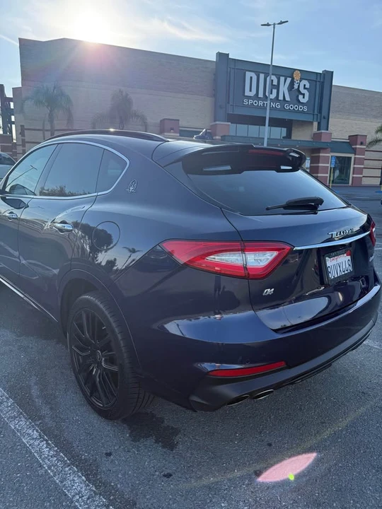 2020 Maserati Levante - Image 5 of 15