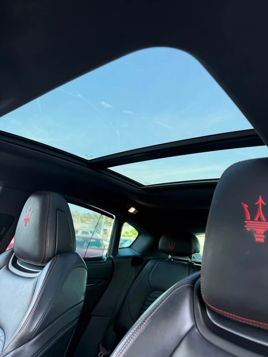 2020 Maserati Levante - Image 11 of 15