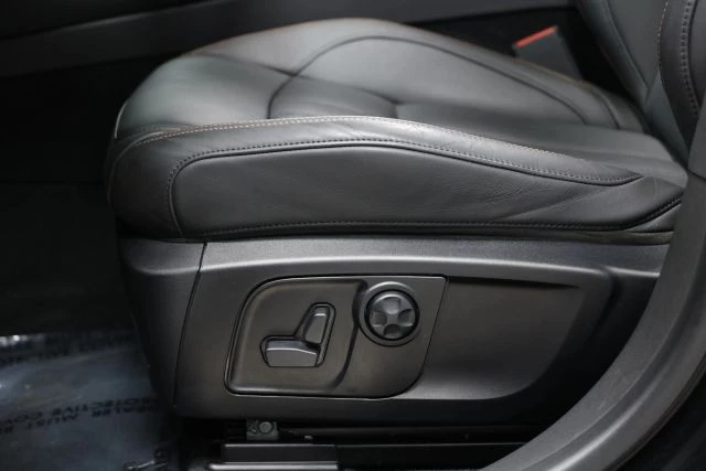 2020 Maserati Levante - Image 14 of 31