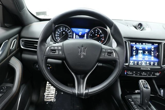 2020 Maserati Levante - Image 23 of 31
