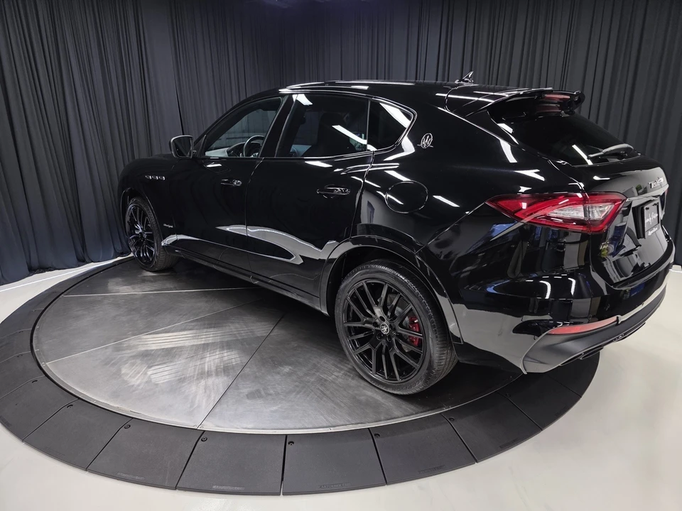 2020 Maserati Levante - Image 9 of 12