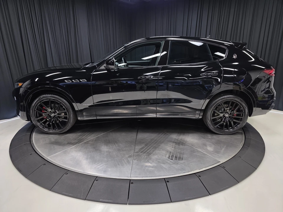 2020 Maserati Levante - Image 8 of 12