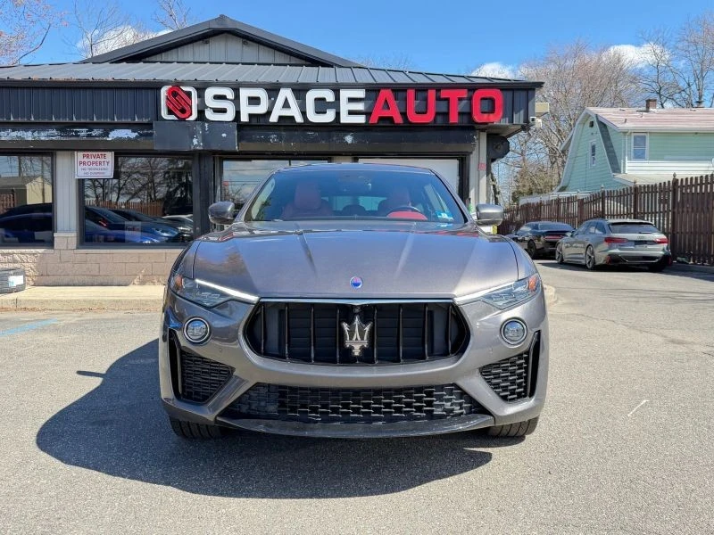 2020 Maserati Levante - Image 2 of 12