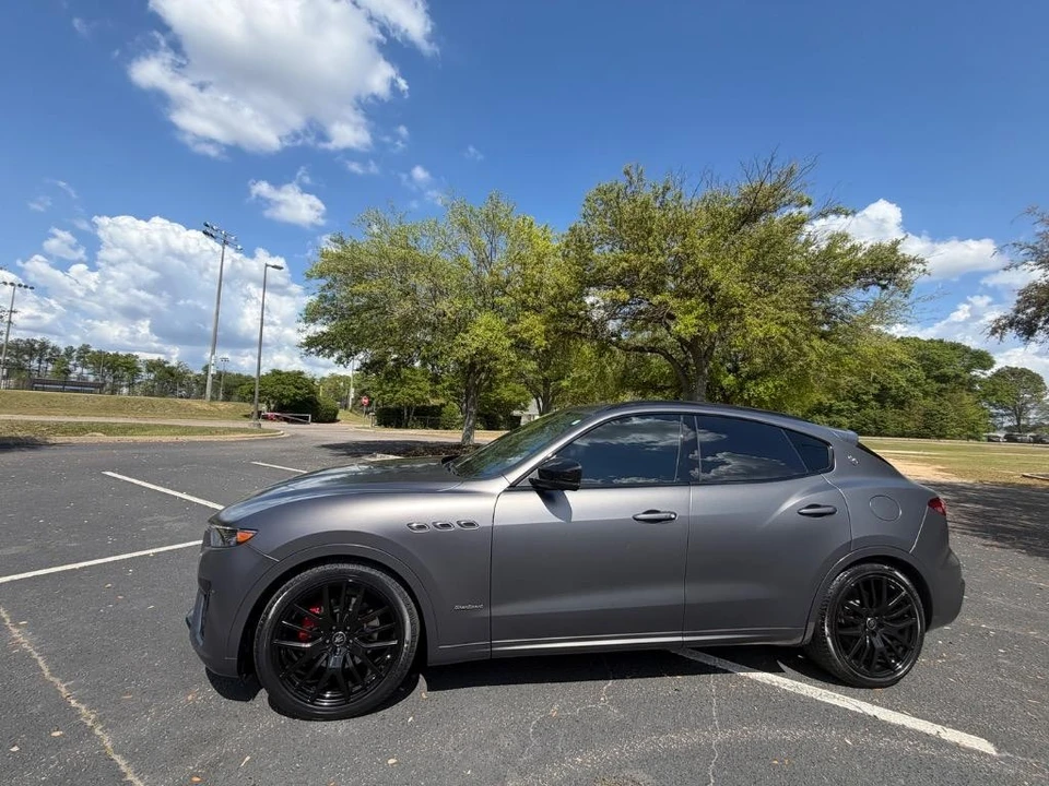 2020 Maserati Levante - Image 2 of 21