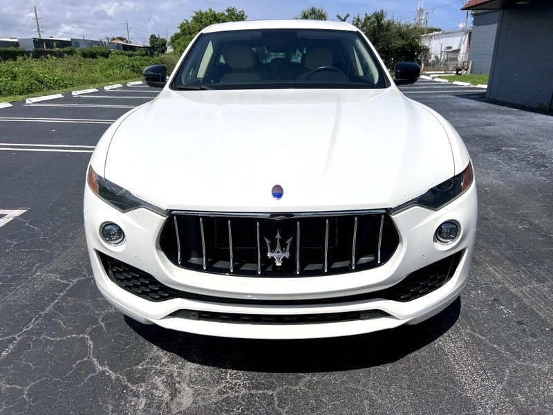 2020 Maserati Levante - Image 2 of 30