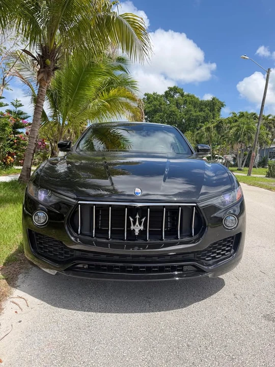 2020 Maserati Levante - Image 2 of 10