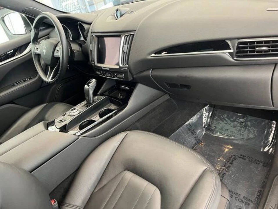 2020 Maserati Levante - Image 15 of 20