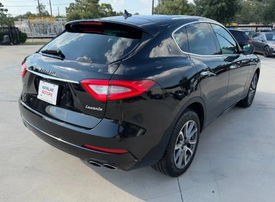 2020 Maserati Levante - Image 3 of 7