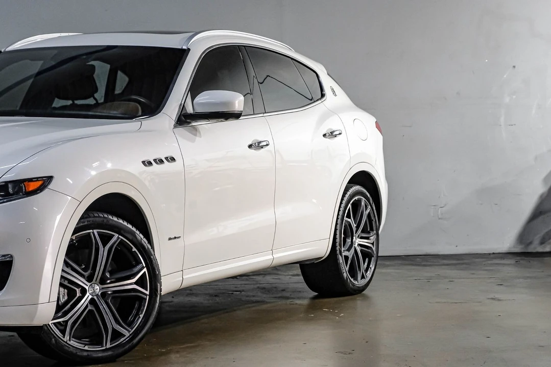 2020 Maserati Levante - Image 10 of 21