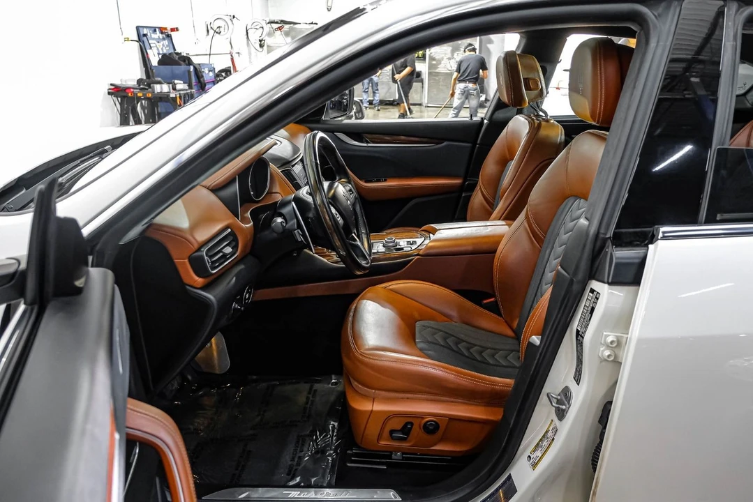 2020 Maserati Levante - Image 4 of 21