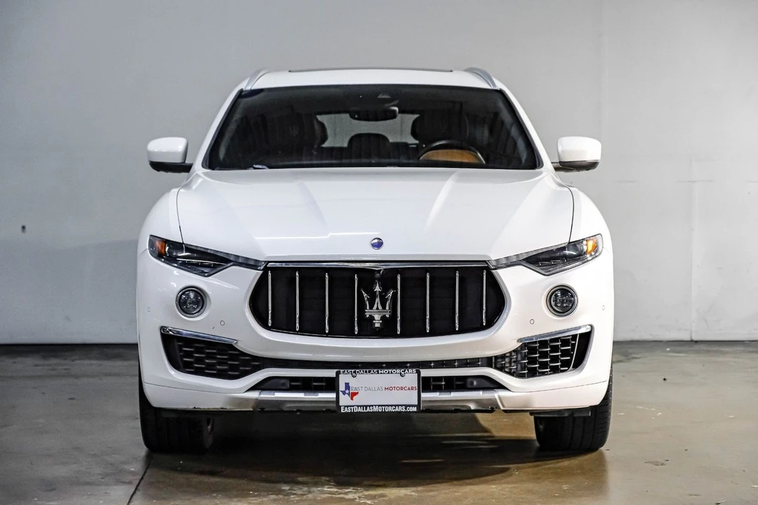 2020 Maserati Levante - Image 7 of 21